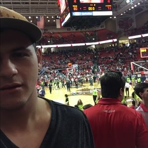 Meet your Posher, Jake